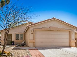 6765 W Pebble Shore Ct, Tucson, AZ 85757