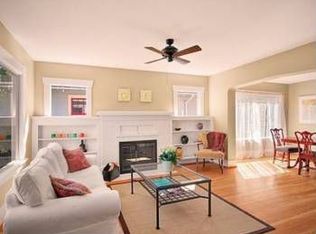 5815 1st Ave NE, Seattle, WA 98105