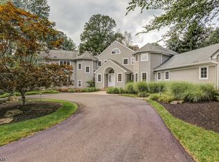 8 Hill Hollow Rd, Warren, NJ 07059