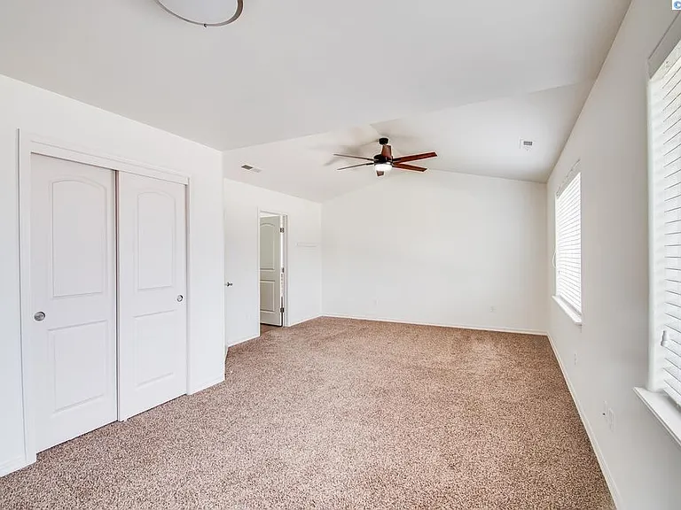 1815 Sunshine Ave — Photo 15