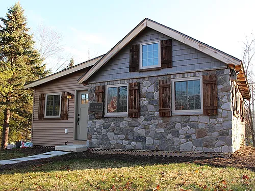 100 Sycamore Dr Photo 1