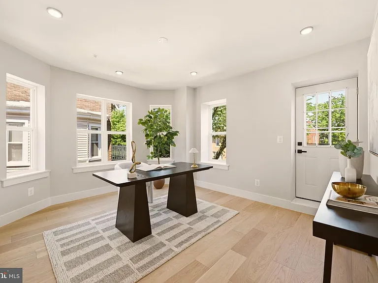 724 Rock Creek Church Rd NW #A — Photo 23