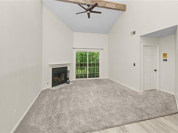 5th image of 4822 Horton St