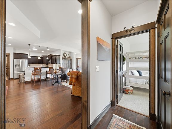 4th image of 5413 Annie St