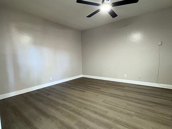 5th image of 3351 Marine Ave #18
