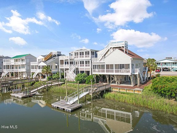 2nd image of 423 Cobia Street