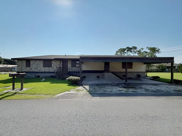 555 Saint Philip St, Raceland, LA 70394