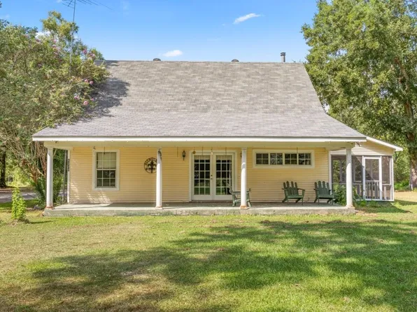 8270 Frontage Rd, Iowa, LA 70647