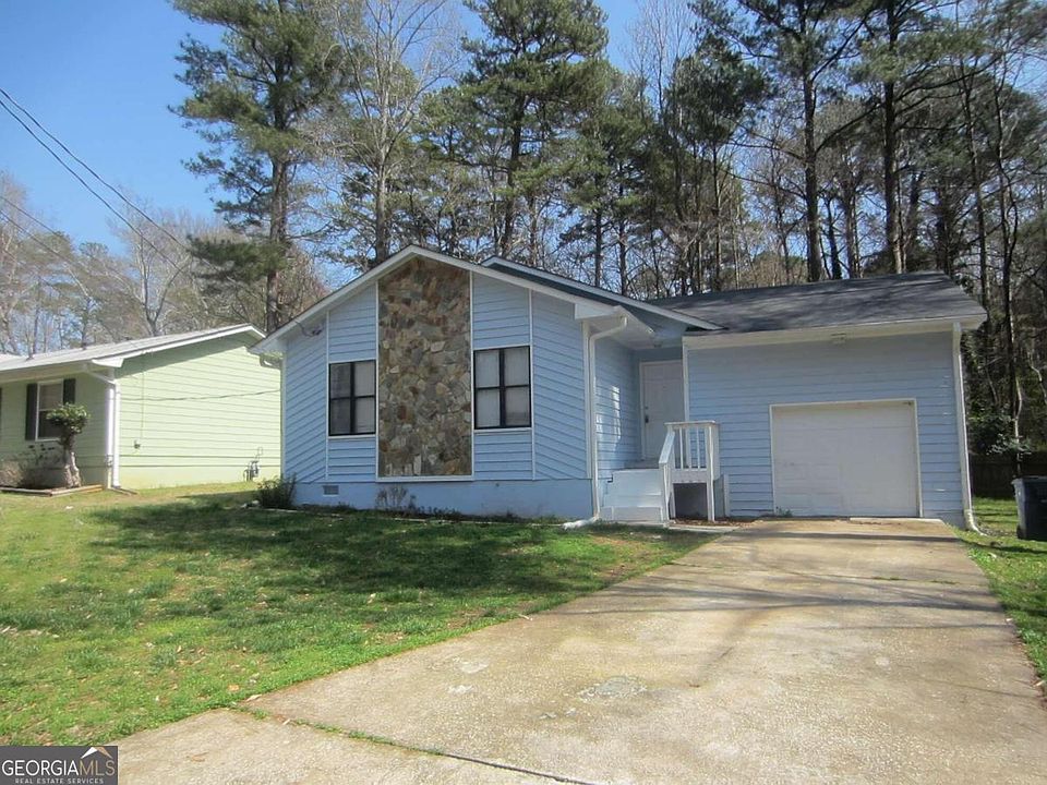 1st image of 841 Sheppard Way