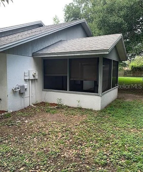 1115 Dosseywood Ln — Photo 9