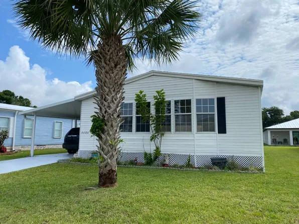 6686 Yedra Ave, Fort Pierce, FL 34951