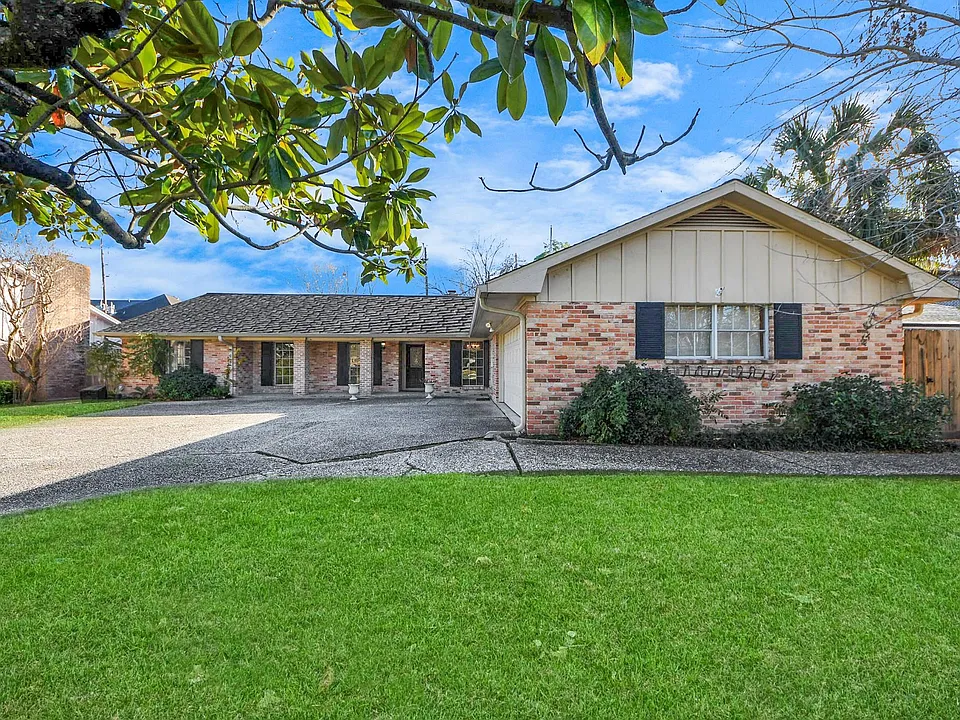 6159 Ella Lee Ln