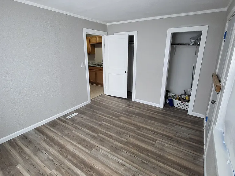 5527 Wabash Ave — Photo 9