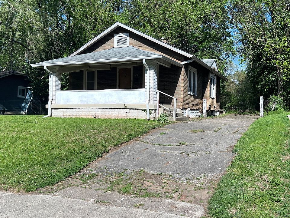 1st image of 3437 Caroline Ave