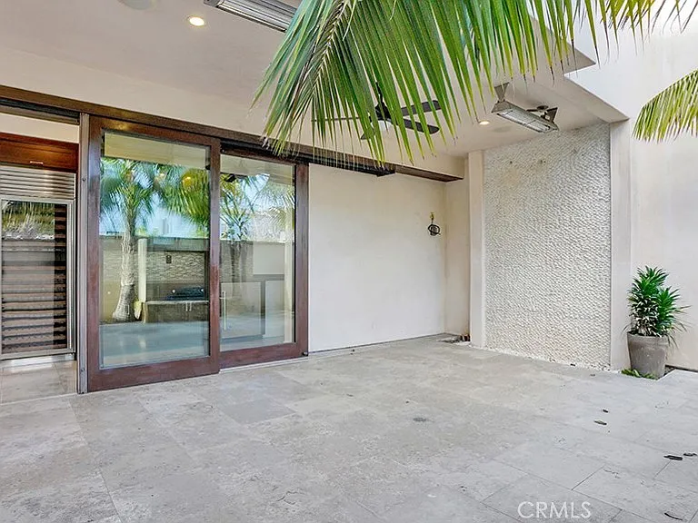 243 Poppy Ave — Photo 21