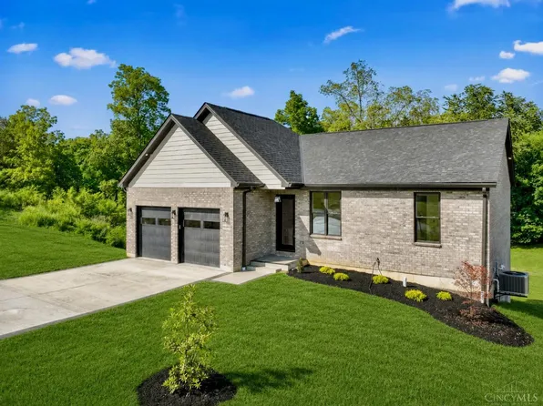 20904 Augusta Dr, Lawrenceburg, IN 47025