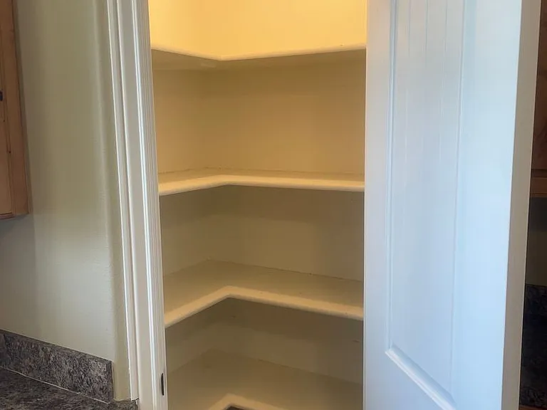 545 Countryside Ave — Photo 4