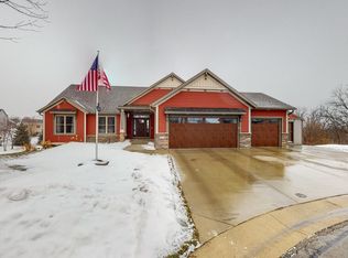 4891 Manor Estates Ln NW, Rochester, MN 55901