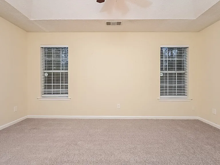 406 Summer Hill Cir — Photo 9