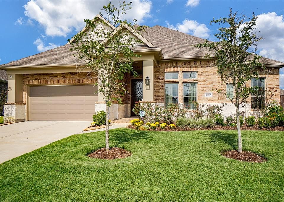 Gorgeous M/I "Rockport" plan 4 Bedroom, 4 bath home that shows like a model