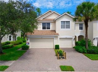 824 Hampton Cir, Naples, FL 34105