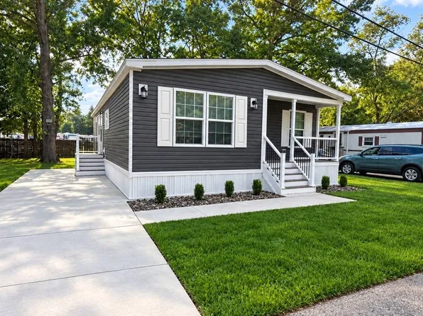 284 W Park Ave, Egg Harbor City, NJ 08215