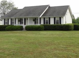 342 Gateway Rd, Maryville, TN 37804