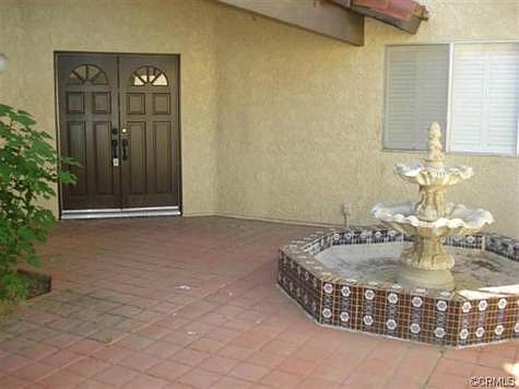 4th image of 25084 Chapman Ln