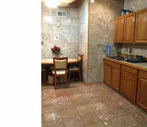 4th image of 3508 W Allegheny Ave