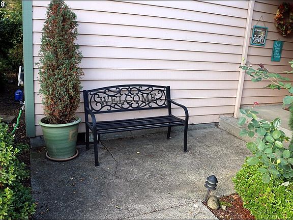 3rd image of 2400 SE Park Crest Ave