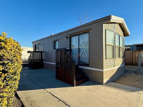 351 E 7th St Spc 33, San Jacinto, CA 92583