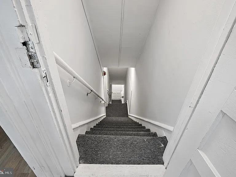 221B Kings Hwy E #3 — Photo 19