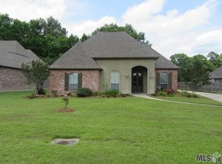 20073 Julie Rowe Dr, Livingston, LA 70754