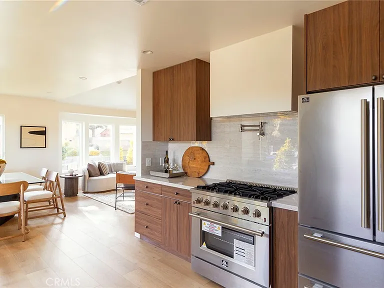 3554 S Sycamore Ave — Photo 5