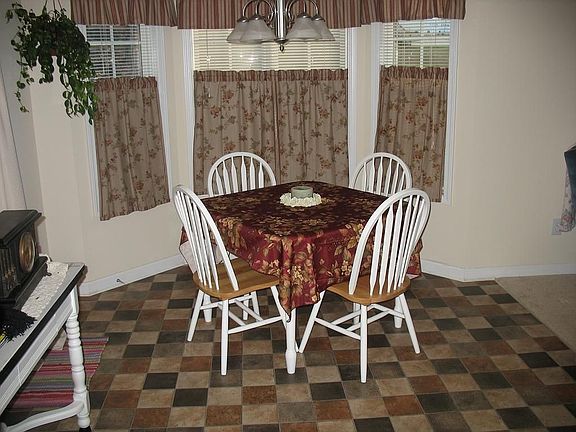 EAT-IN AREA