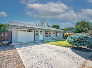 311 N 30th Ave, Yakima, WA 98902