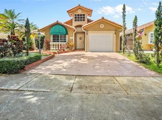 6353 Gage Pl, Miami Lakes, FL 33014