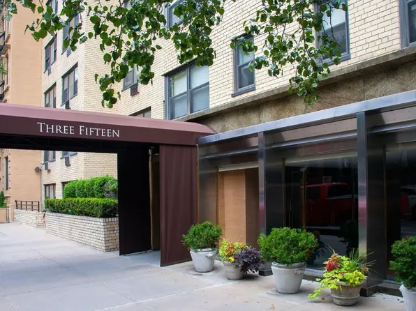 315 East 69th Street image 6 of 7