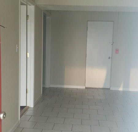 2nd image of 510 N Silver St APT 3