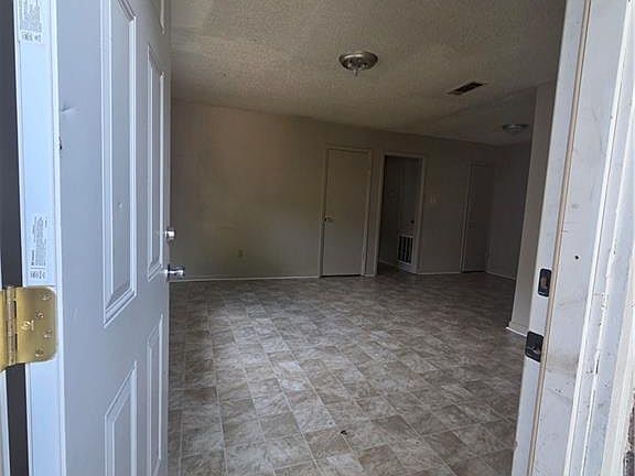 2nd image of 5409 Laccasine Dr