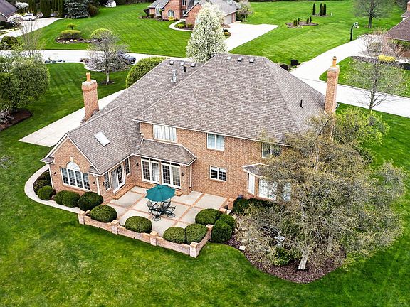 4th image of 16798 Woodland Hills Dr S