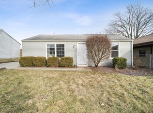 3022 Robert St, Bloomington, IL 61704