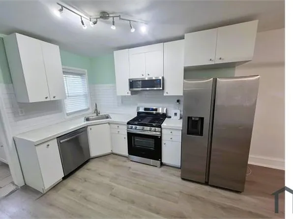 4814 Knox St, Philadelphia, PA 19144