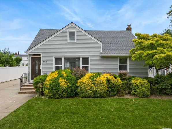 865 Franklin Avenue, Valley Stream, NY 11580