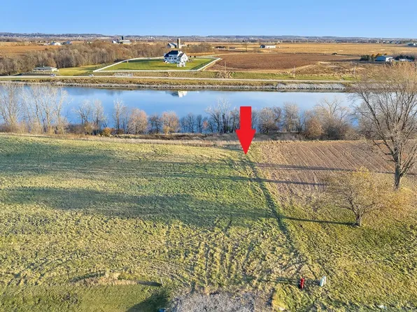 4275 Lost Dauphin Rd #3, De Pere, WI 54115