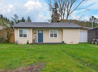 1543 NE Hollis St, Roseburg, OR