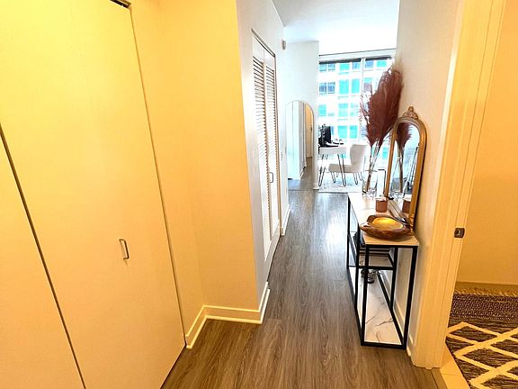 5th image of 540 N McClurg Ct #2205