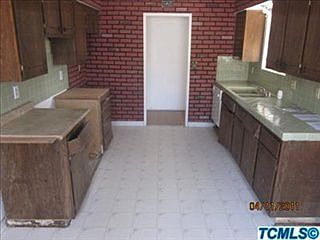 4th image of 11152 Beverly Dr