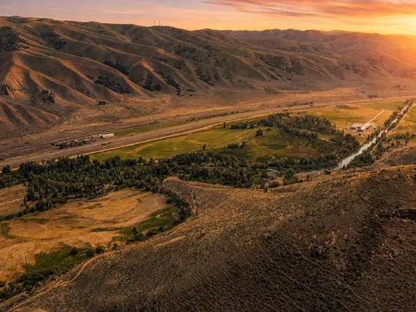 S Echo Frontage Rd E, Henefer, UT 84033