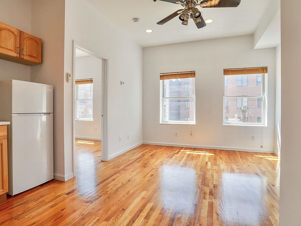 1st image of 519 Monroe St APT 3C
